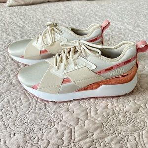 Gently Used Puma Muse Sneakers Size 6.5